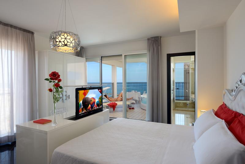 nordesthotel fr chambres-vue-mer-gabicce 015