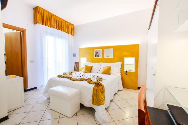nordesthotel fr chambres-vue-mer-gabicce 045