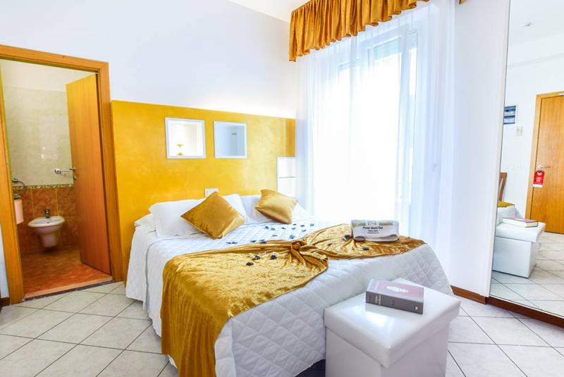 nordesthotel fr chambres-vue-mer-gabicce 047